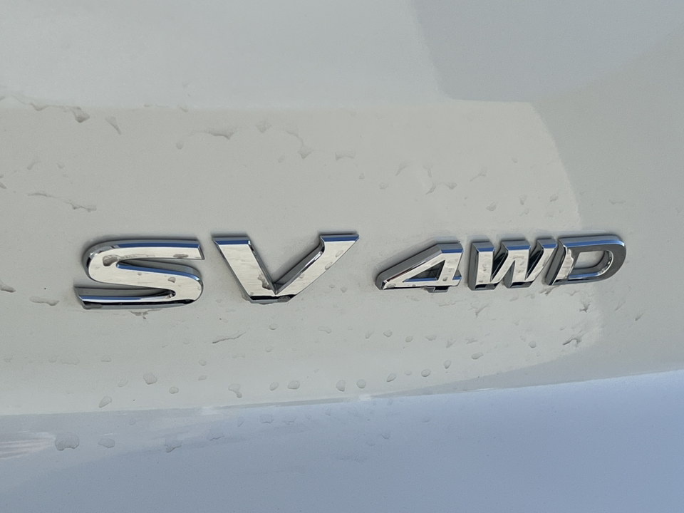 2024 Nissan Pathfinder SV 2