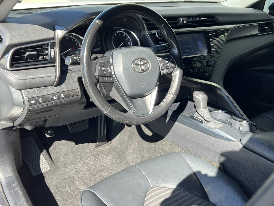 2020 Toyota Camry SE Nightshade 16