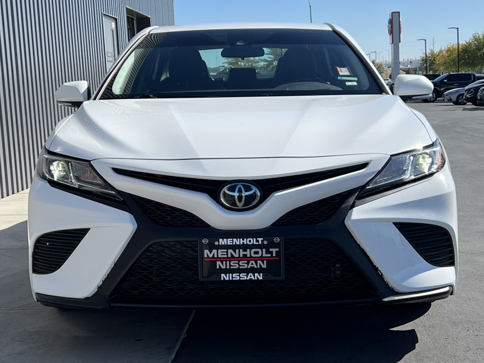 2020 Toyota Camry SE Nightshade 36