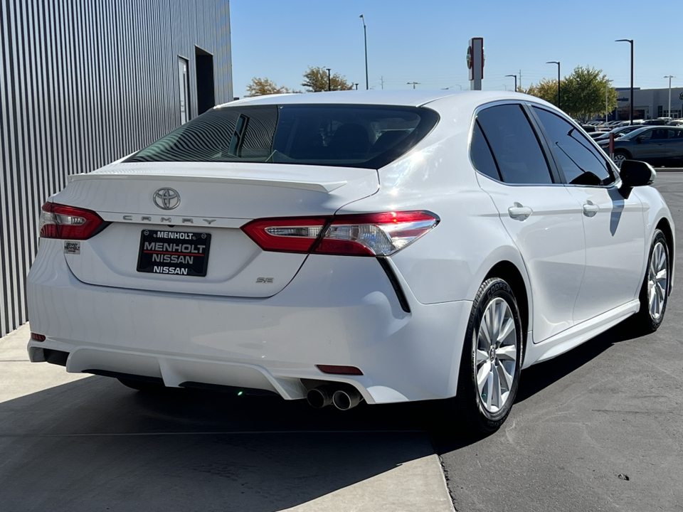 2020 Toyota Camry SE Nightshade 40