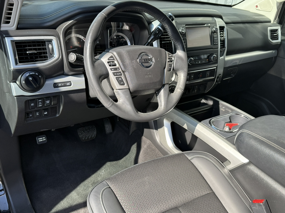 2016 Nissan Titan XD PRO-4X 16