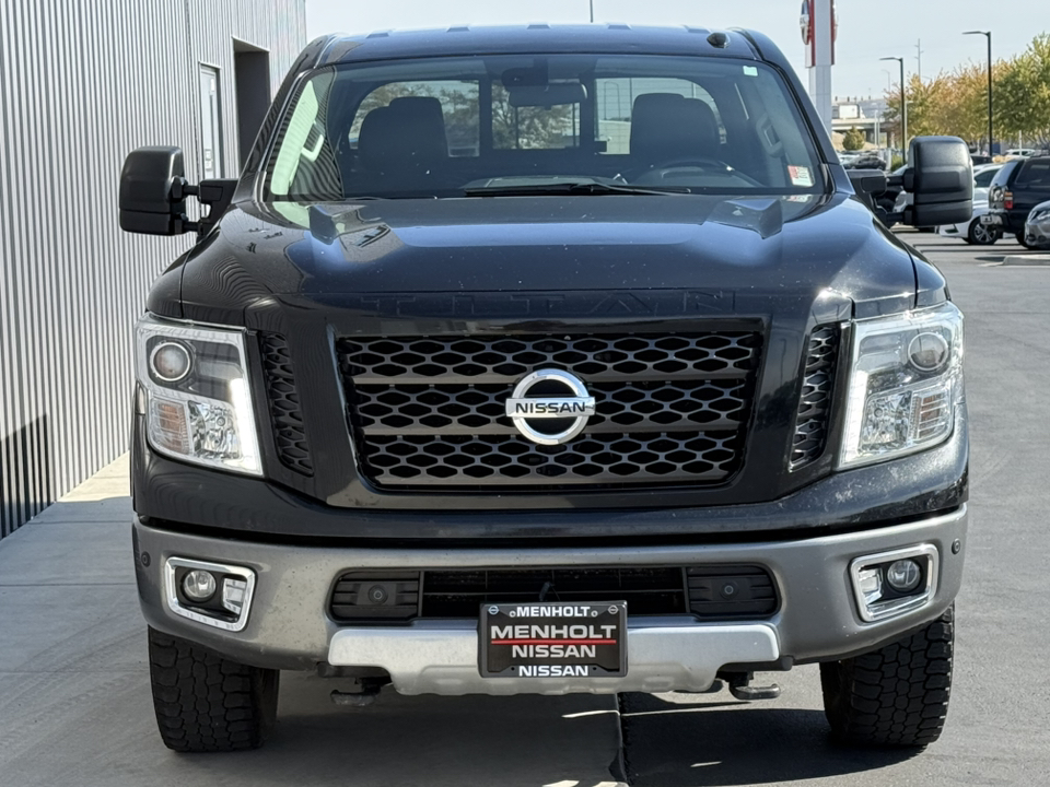 2016 Nissan Titan XD PRO-4X 37