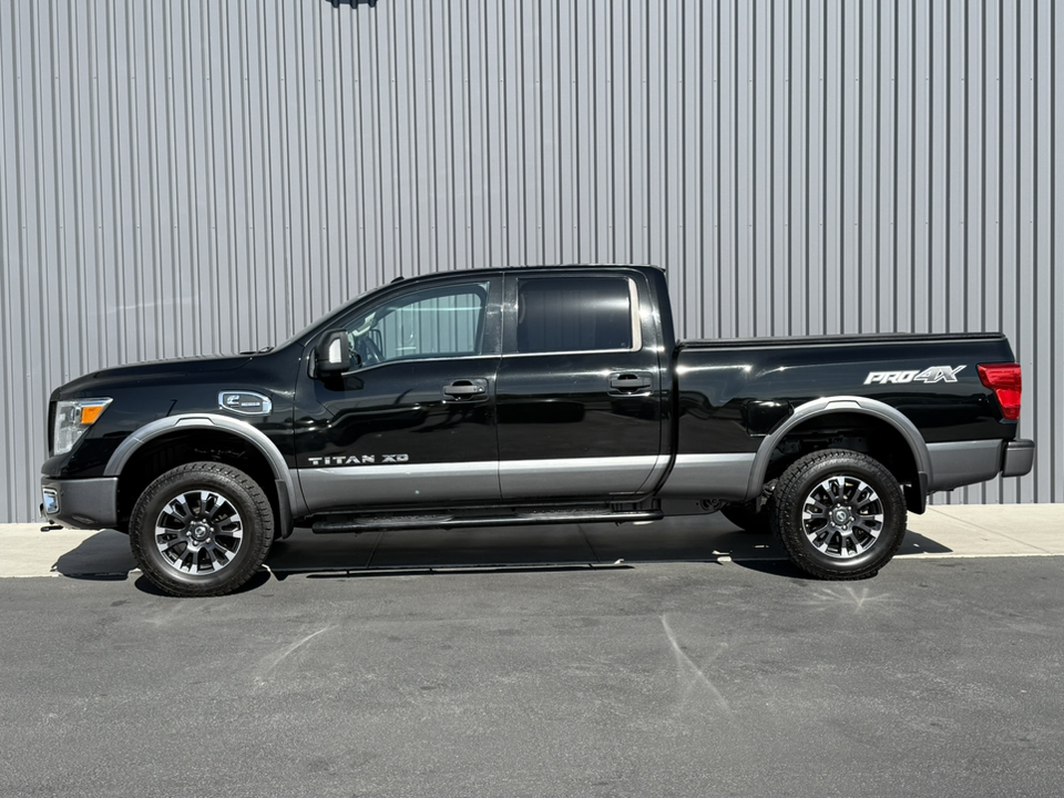 2016 Nissan Titan XD PRO-4X 39