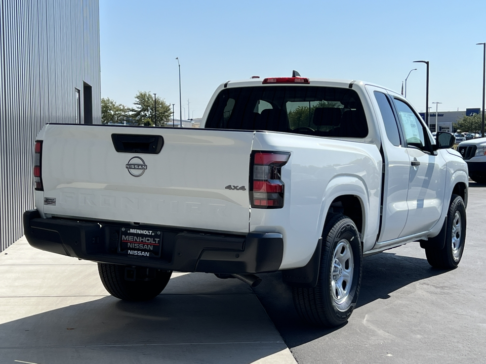 2024 Nissan Frontier S 40