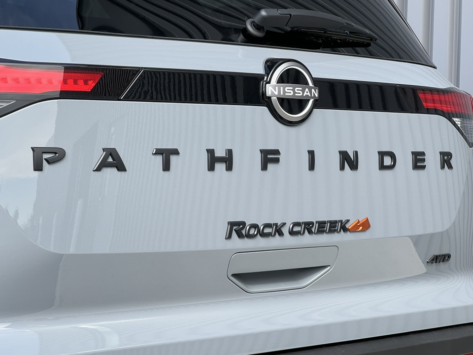 2024 Nissan Pathfinder Rock Creek 13