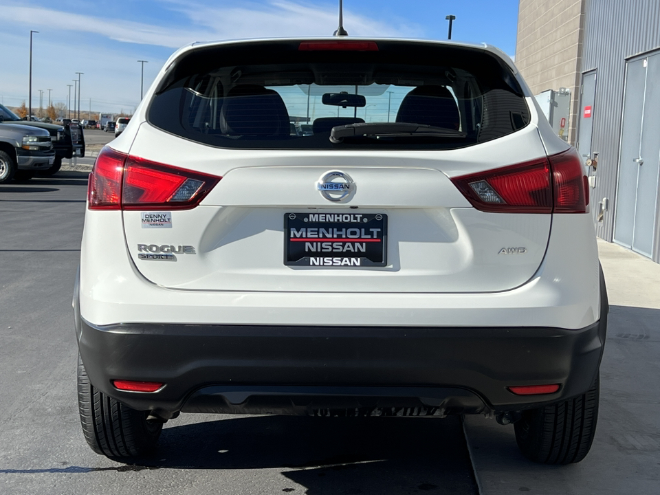 2019 Nissan Rogue Sport S 36