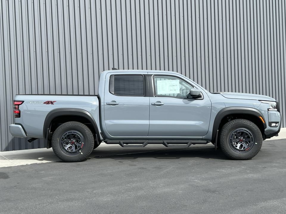 2025 Nissan Frontier PRO-4X 45