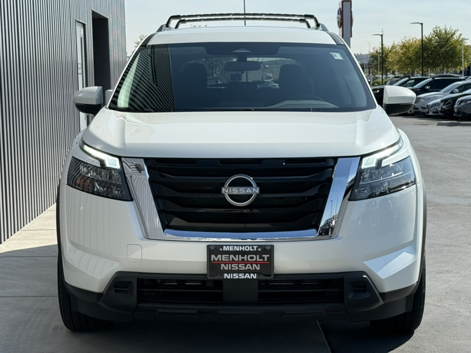 2024 Nissan Pathfinder SV 40