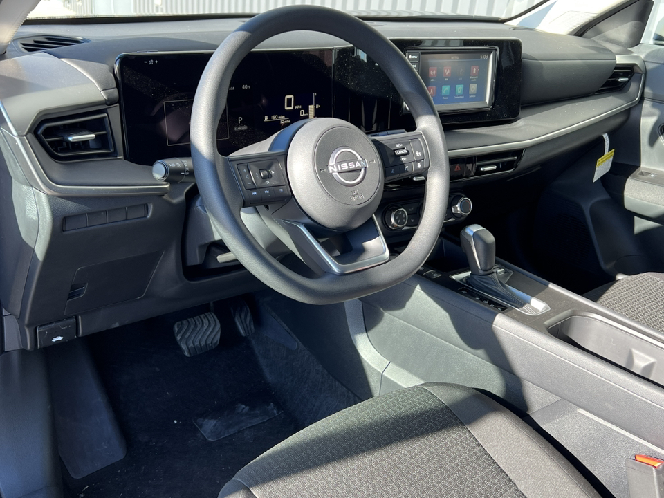 2025 Nissan Kicks S AWD 13