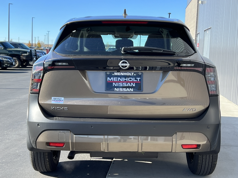 2025 Nissan Kicks S AWD 38