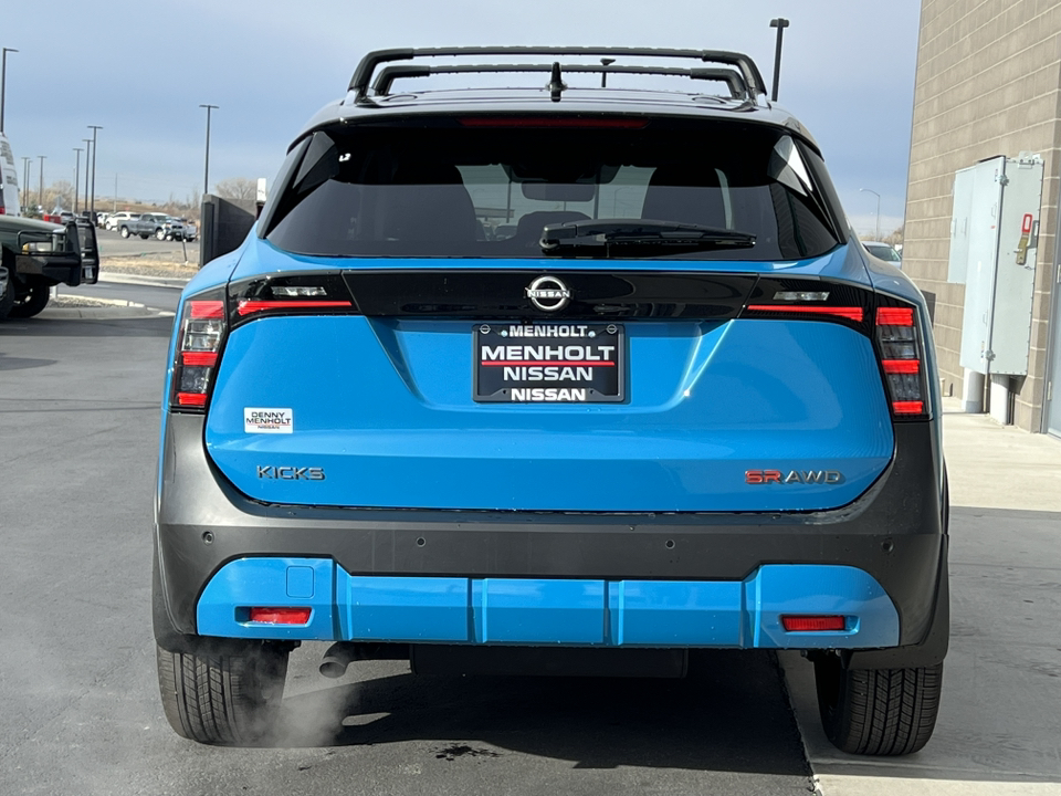 2025 Nissan Kicks SR 39