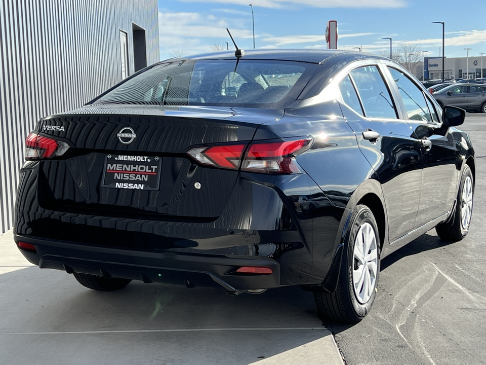 2025 Nissan Versa S 34