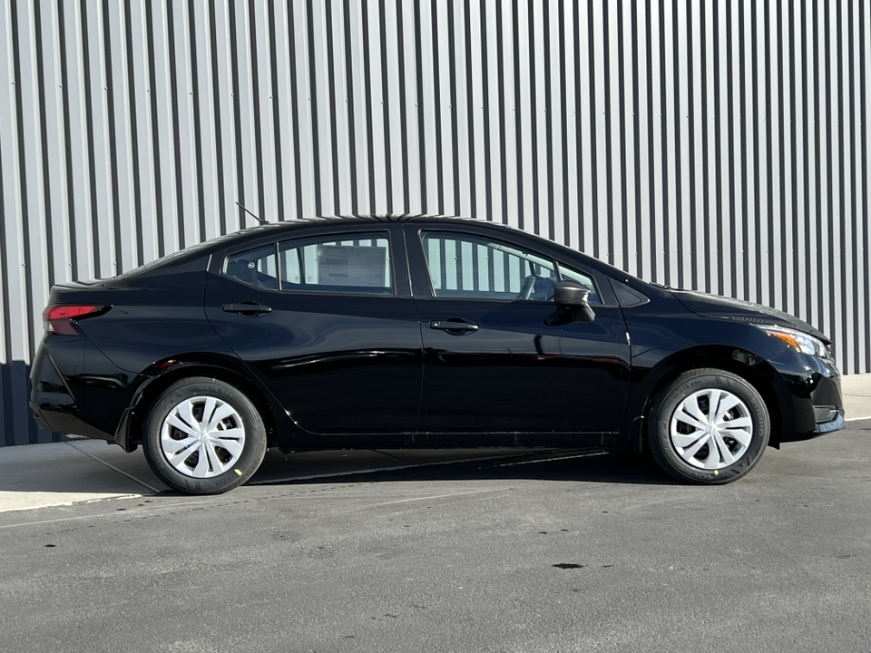 2025 Nissan Versa S 35