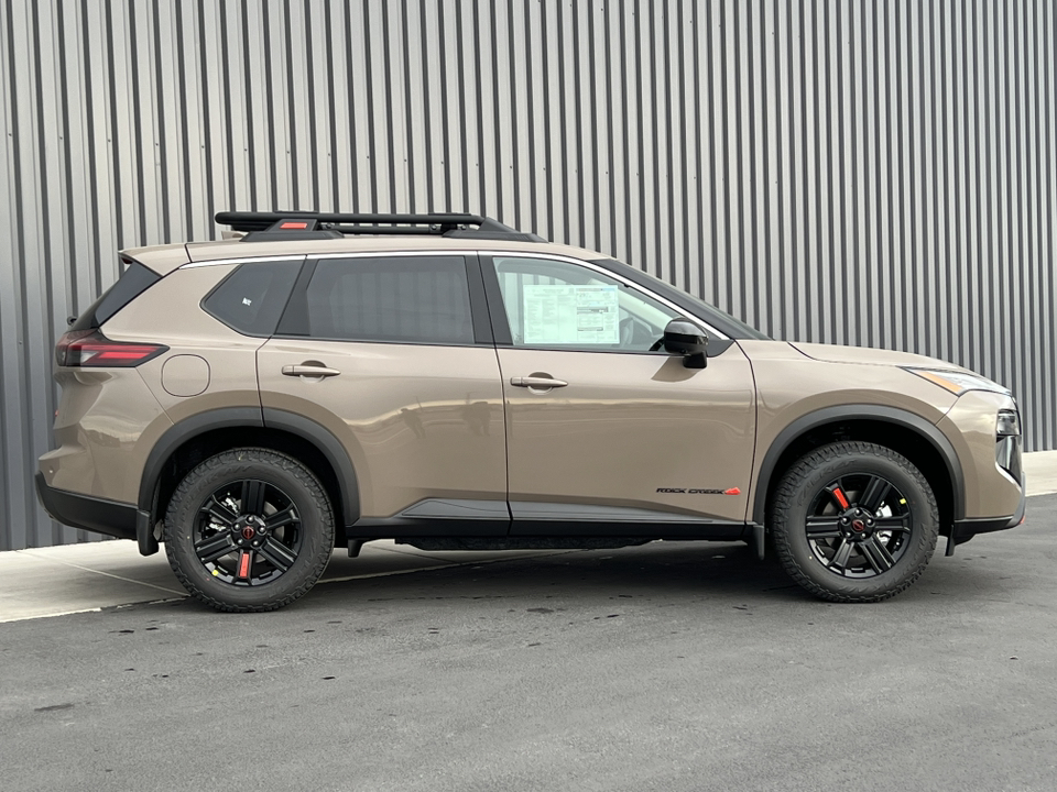 2025 Nissan Rogue Rock Creek 47