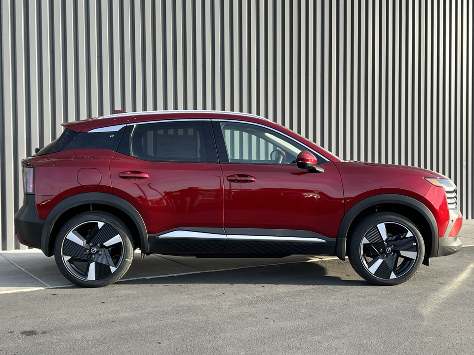 2025 Nissan Kicks SR 42