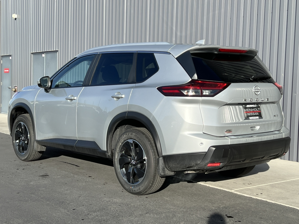 2025 Nissan Rogue SV Premium 8