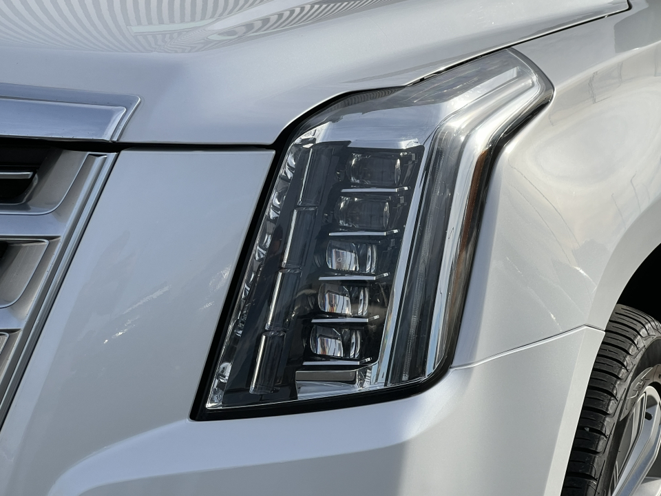 2017 Cadillac Escalade Platinum-4X4 50