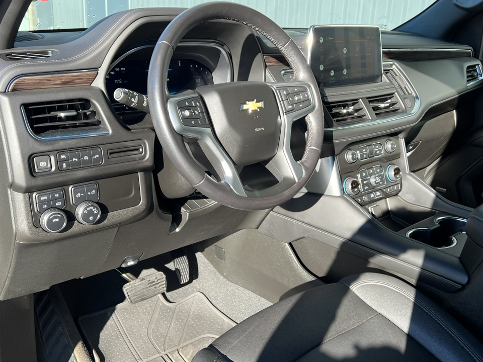 2022 Chevrolet Suburban LT-4X4 20