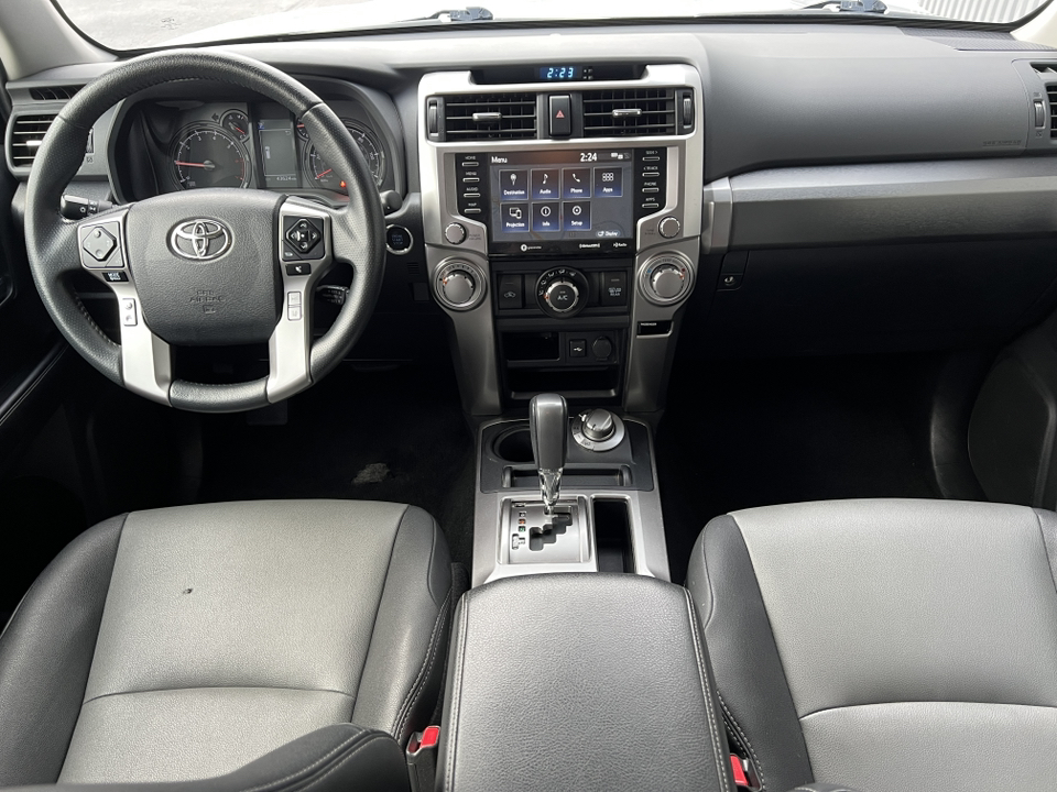 2022 Toyota 4Runner SR5 Premium-4X4 2