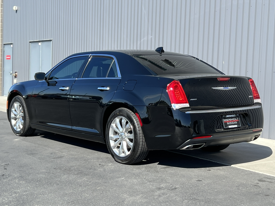 2020 Chrysler 300C Limited 10