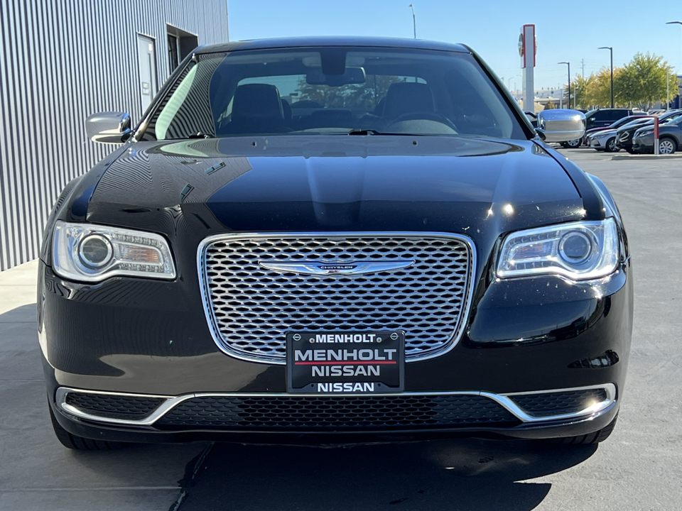 2020 Chrysler 300C Limited 39