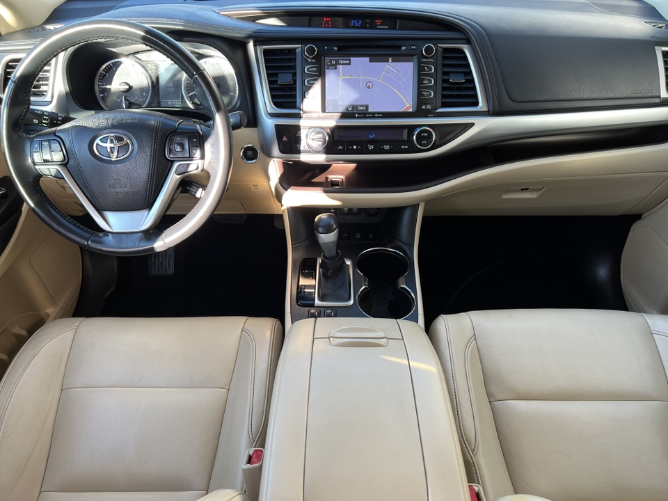 2017 Toyota Highlander XLE 3