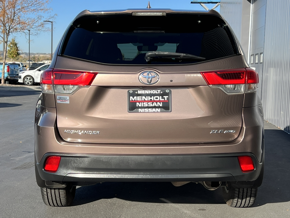 2017 Toyota Highlander XLE 45