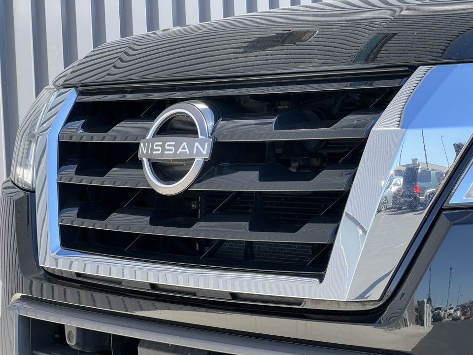 2021 Nissan Armada SV 43