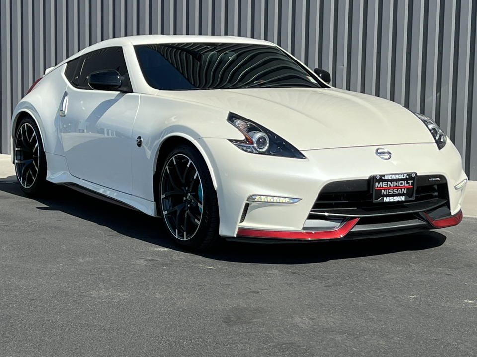 2017 Nissan 370Z NISMO  1