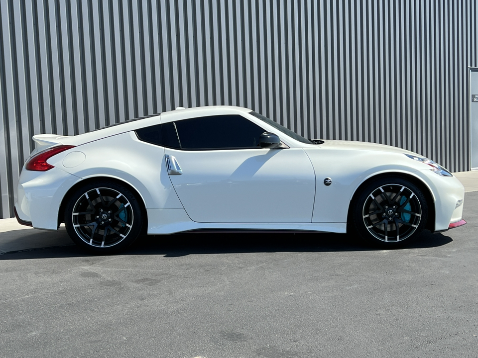 2017 Nissan 370Z NISMO  43