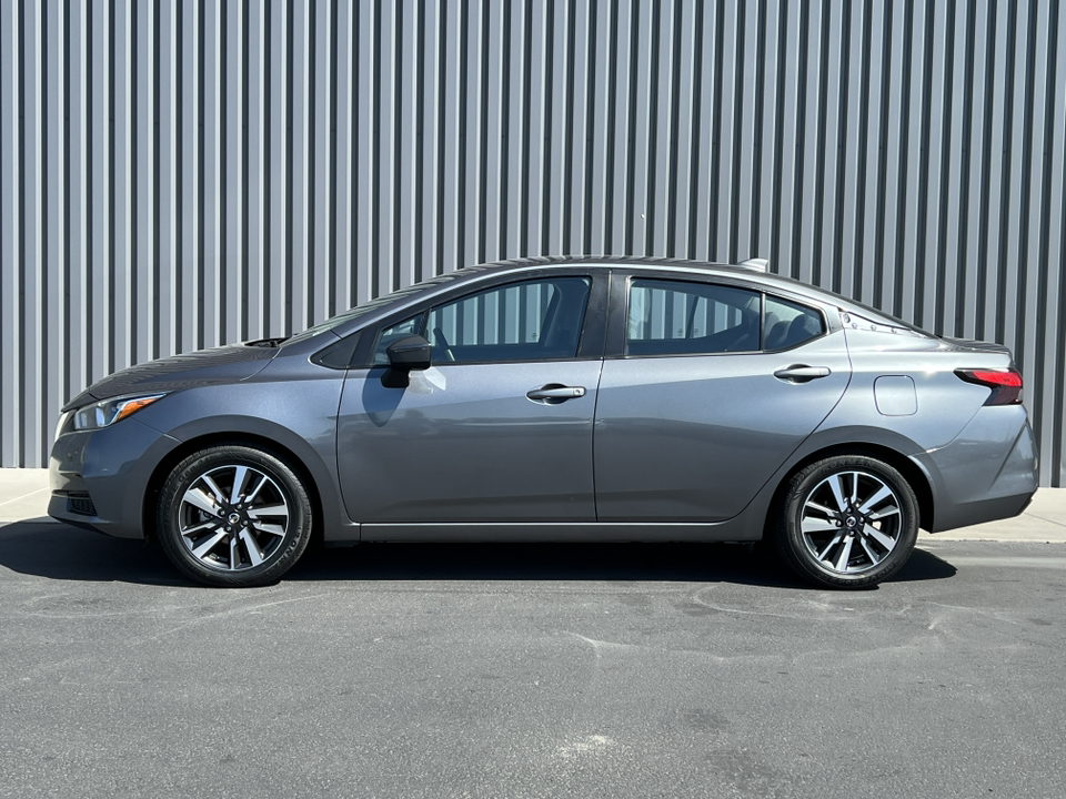 2021 Nissan Versa SV 38