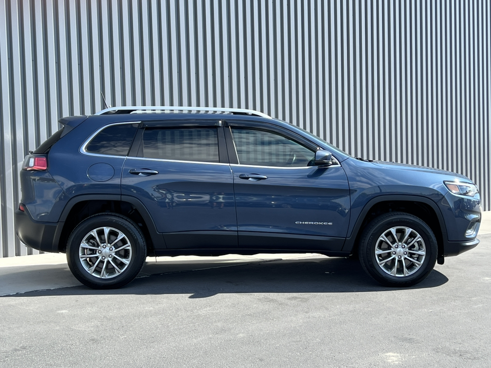 2021 Jeep Cherokee Latitude Lux 46