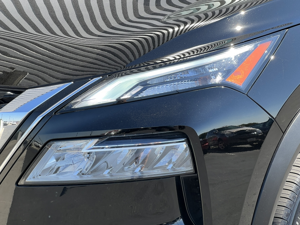 2021 Nissan Rogue SV Premium 39