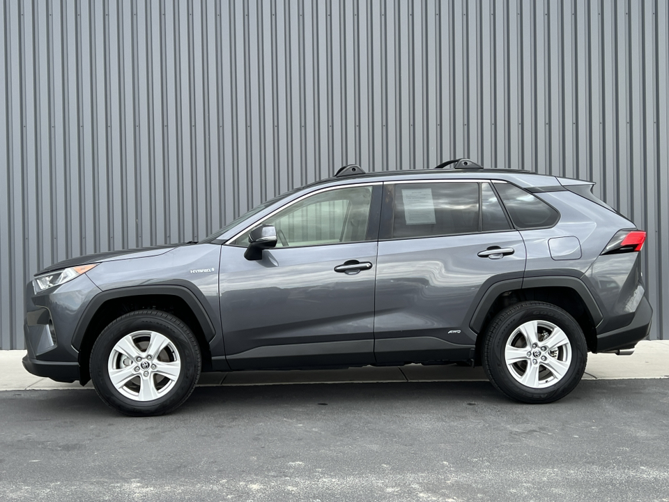 2021 Toyota RAV4 Hybrid XLE 43