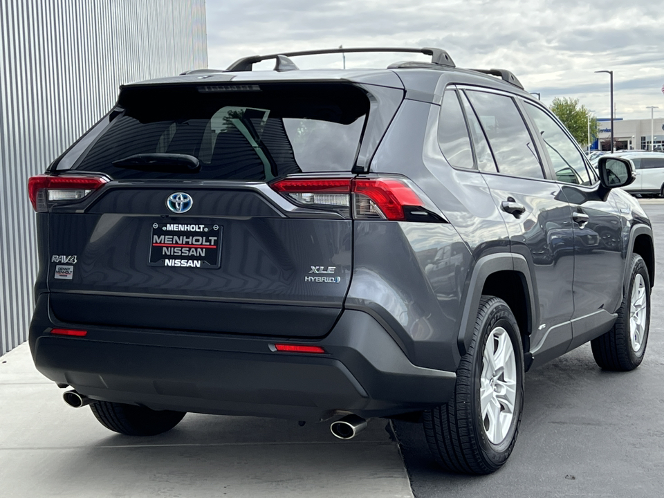 2021 Toyota RAV4 Hybrid XLE 45