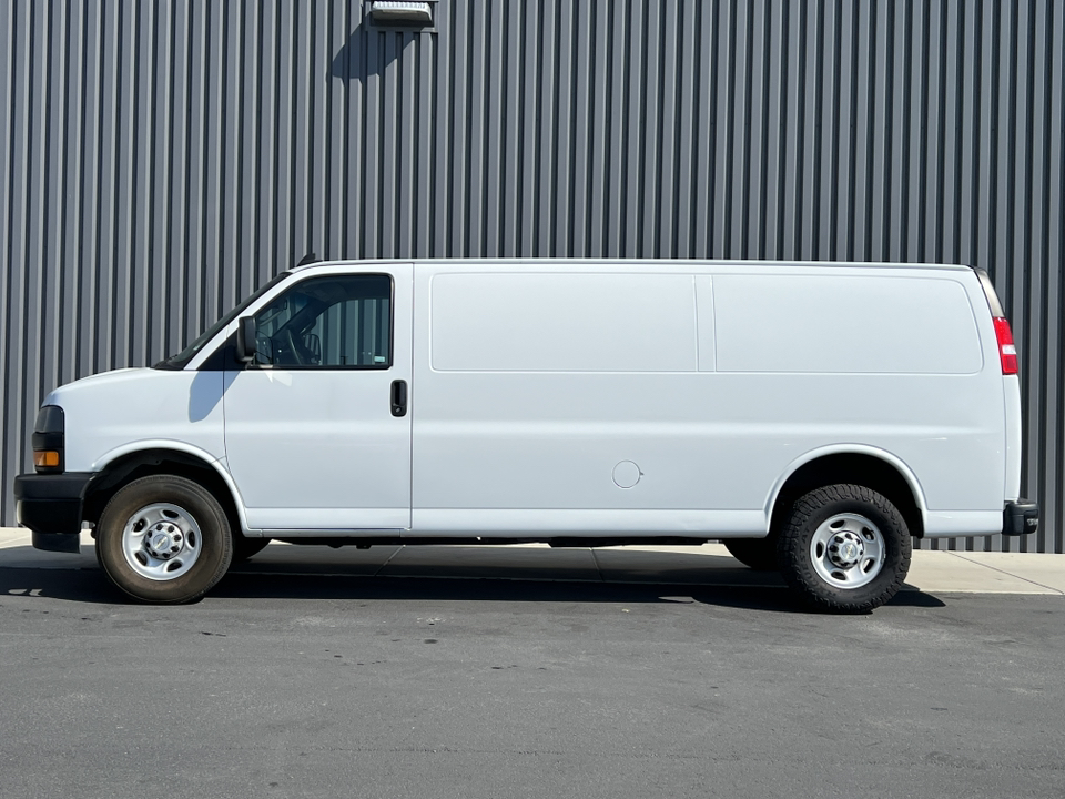 2021 Chevrolet Express Work Van 40