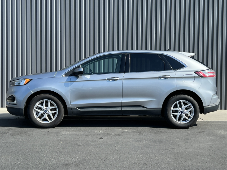 2022 Ford Edge SEL 39