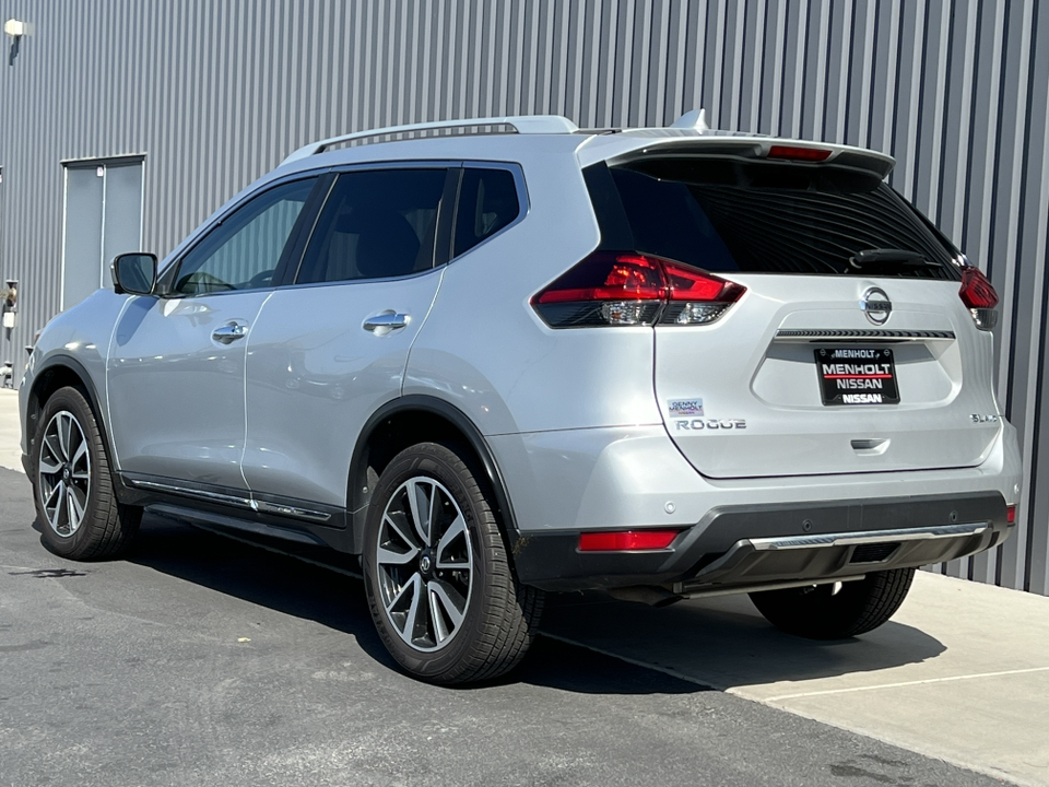 2019 Nissan Rogue SL 9