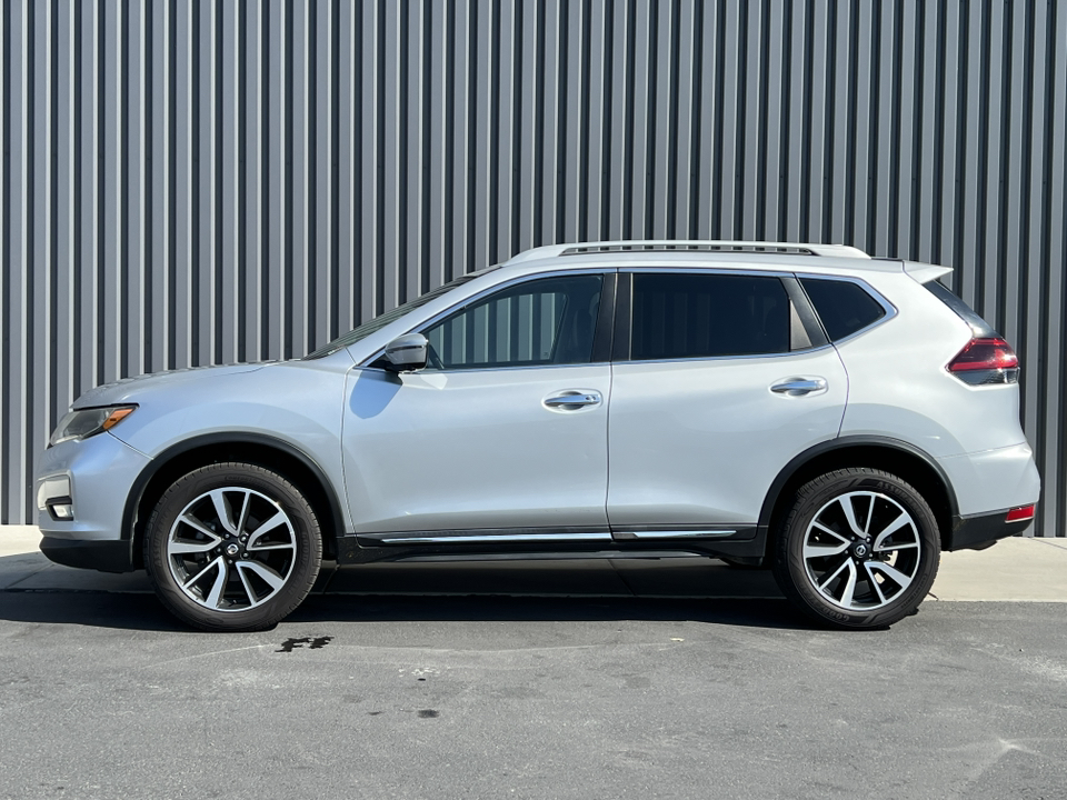 2019 Nissan Rogue SL 42