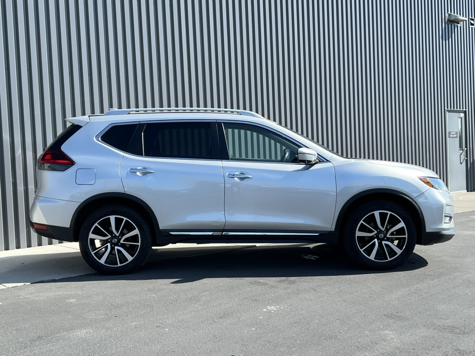 2019 Nissan Rogue SL 44