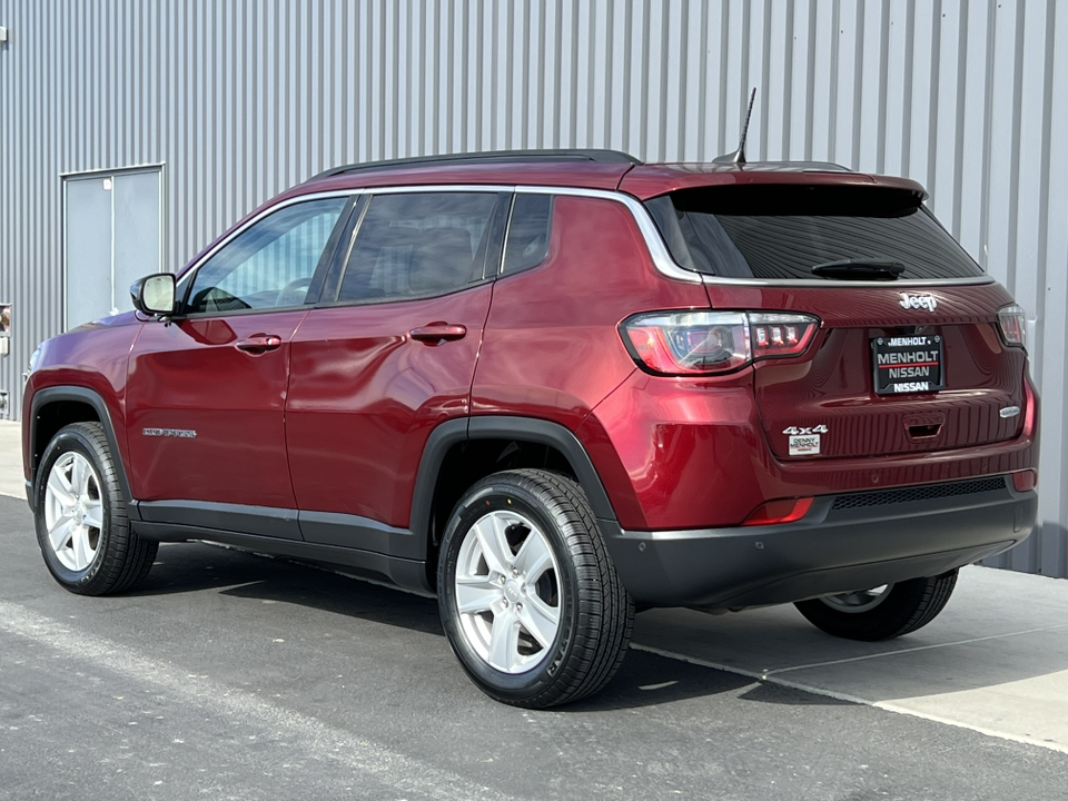 2022 Jeep Compass Latitude 11