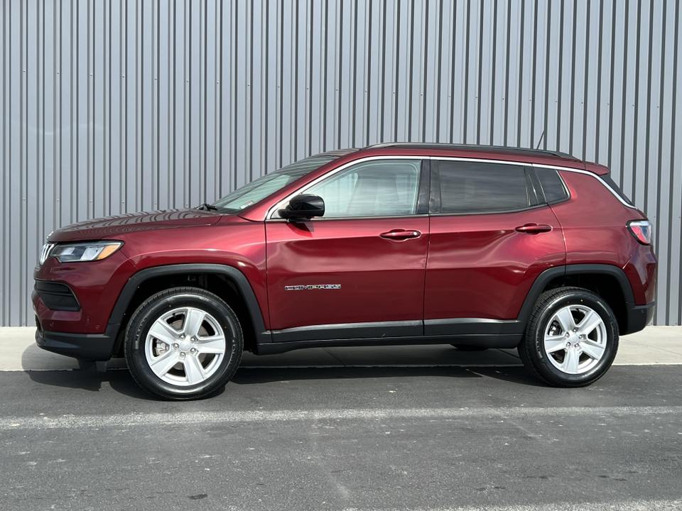 2022 Jeep Compass Latitude 47