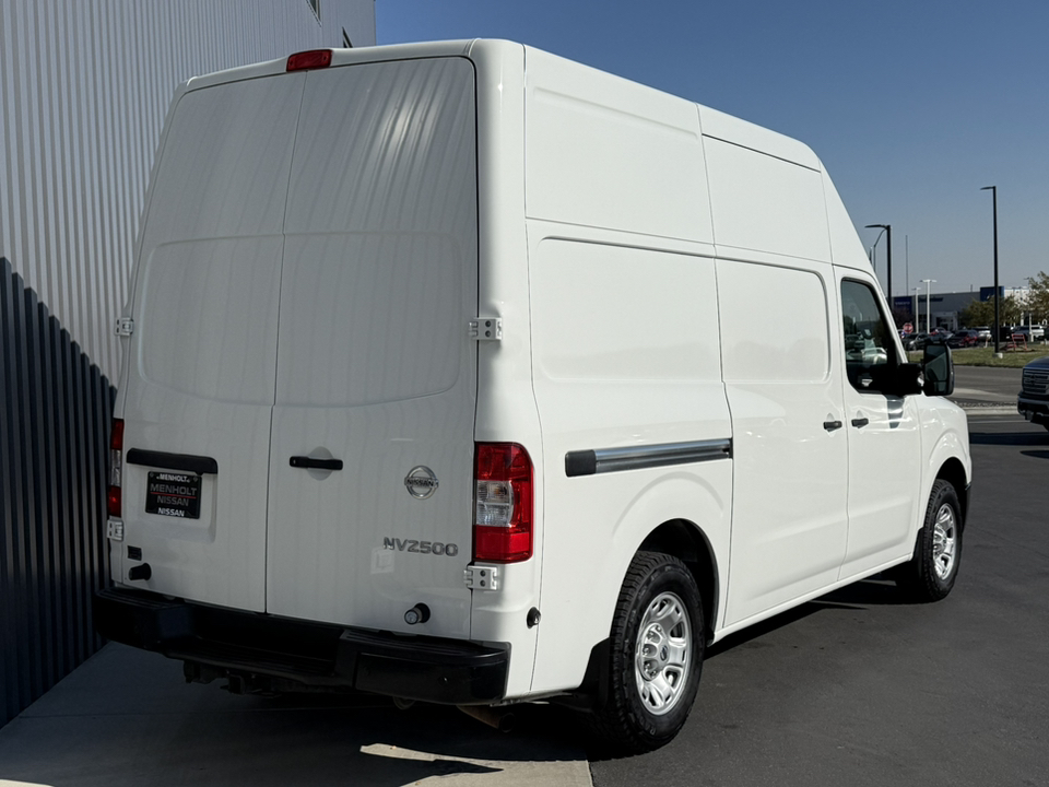 2021 Nissan NV2500HD SV High Roof  31