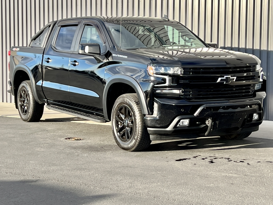 2021 Chevrolet Silverado RST 1