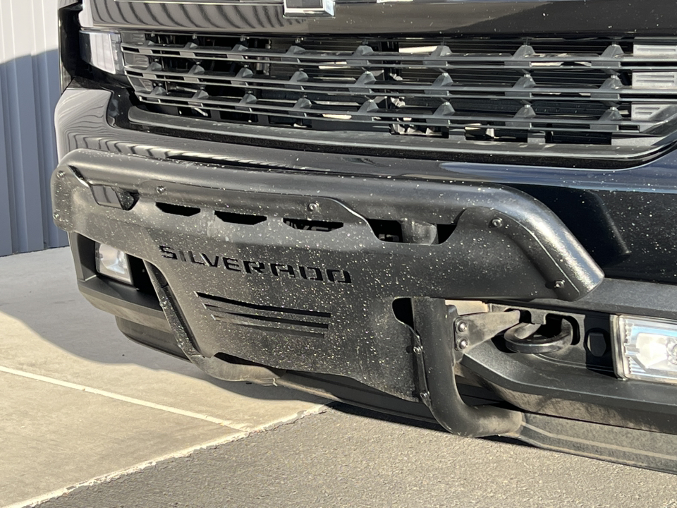 2021 Chevrolet Silverado RST 44