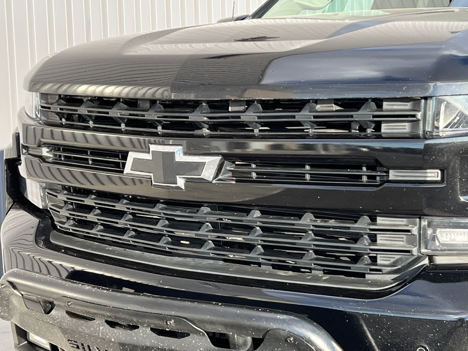 2021 Chevrolet Silverado RST 45