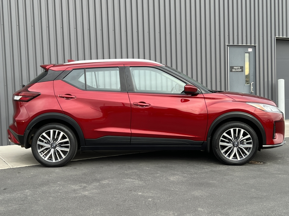 2023 Nissan Kicks SV 38