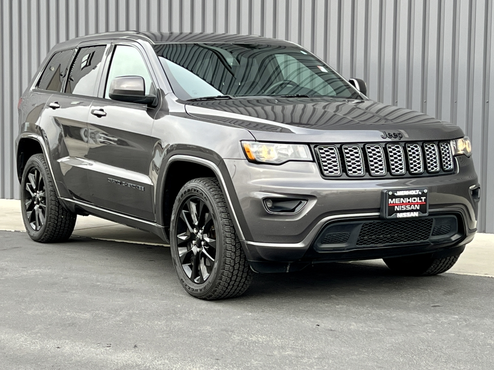 2020 Jeep Grand Cherokee Altitude 1