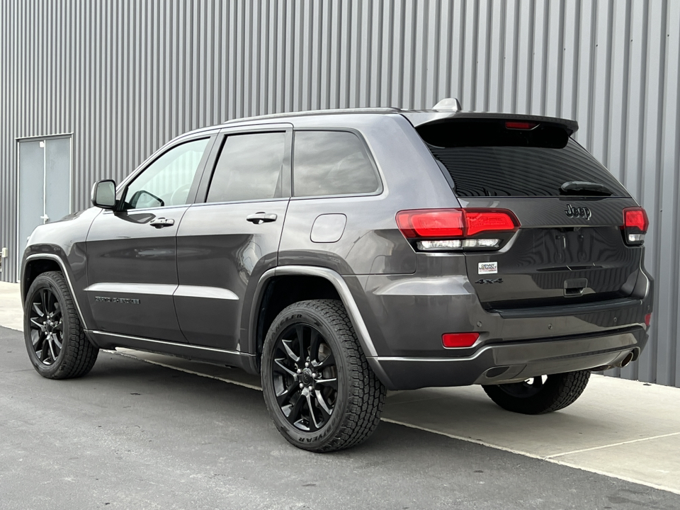 2020 Jeep Grand Cherokee Altitude 10