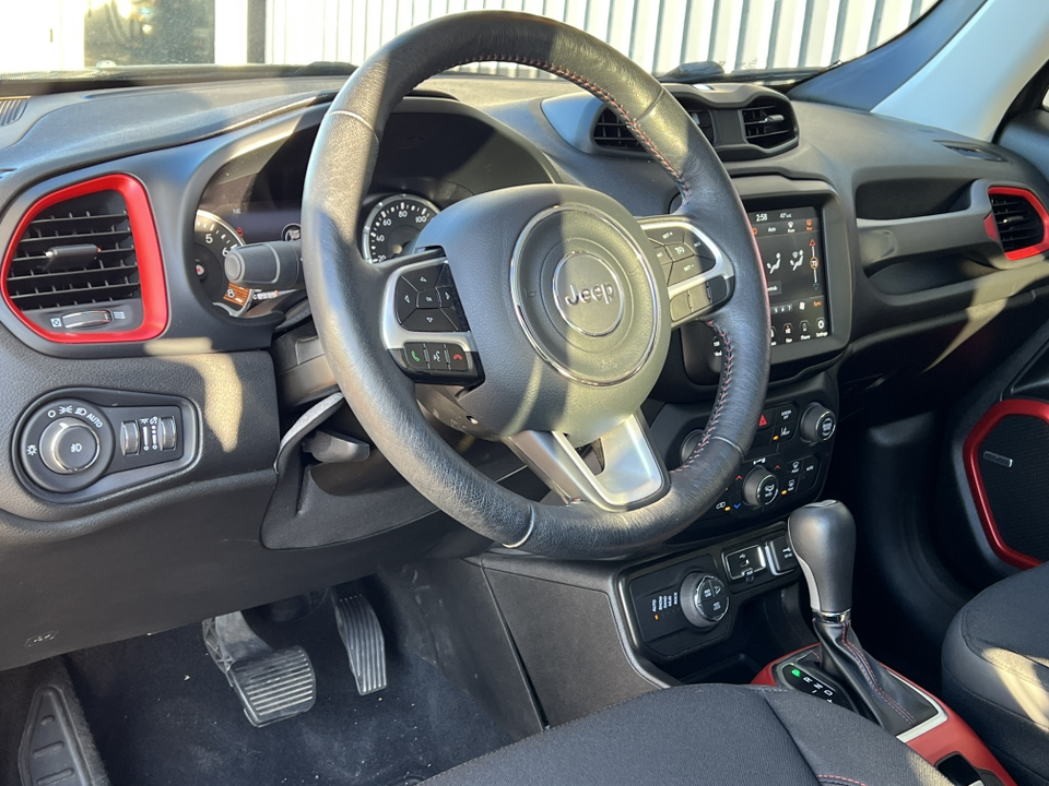 2021 Jeep Renegade Trailhawk 19